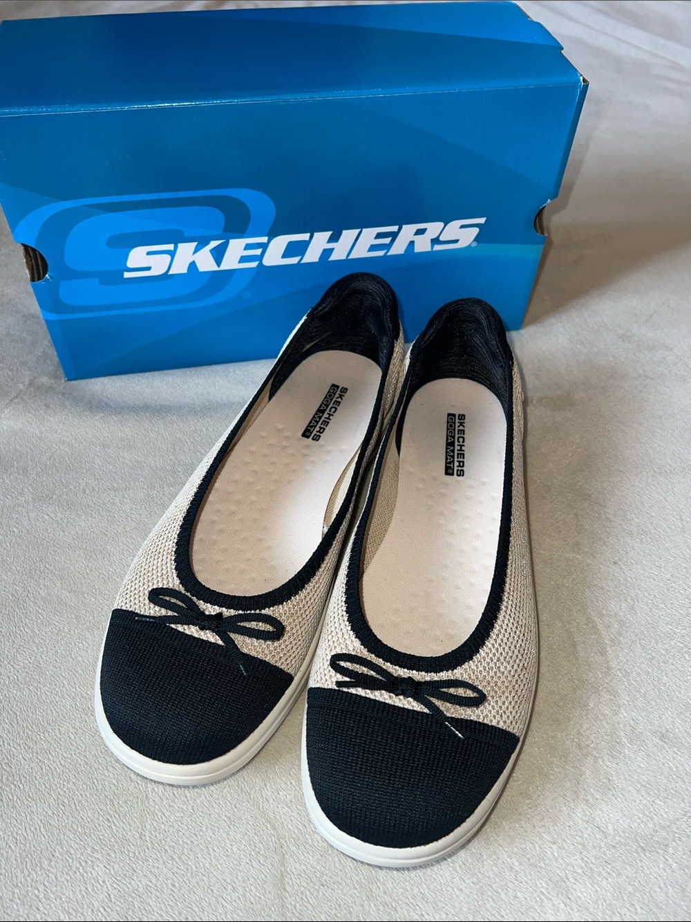Skechers On the Go Flex Radiant Knit Slip-On Ballet Flats
